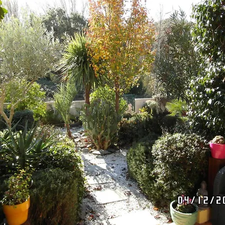 Avec Commodites Bed and Breakfast