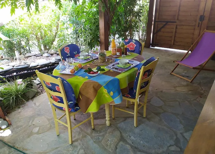 Alojamento de Acomodação e Pequeno-almoço Avec Commodites Patrimonio